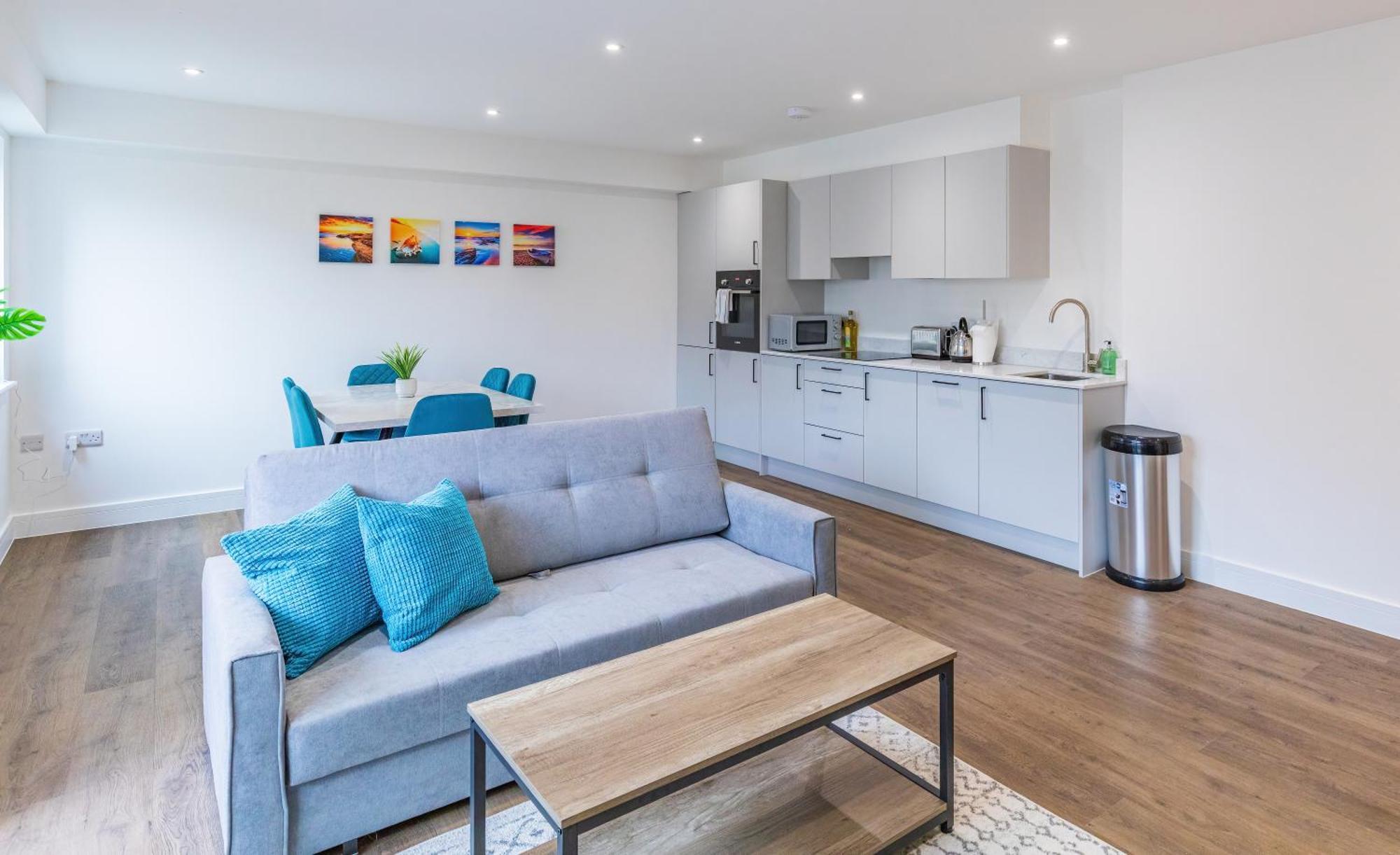 Central 2 Bed 2 Bath Apartment Near Brighton College, Beach, Hospital - Long Stay Offers Dış mekan fotoğraf
