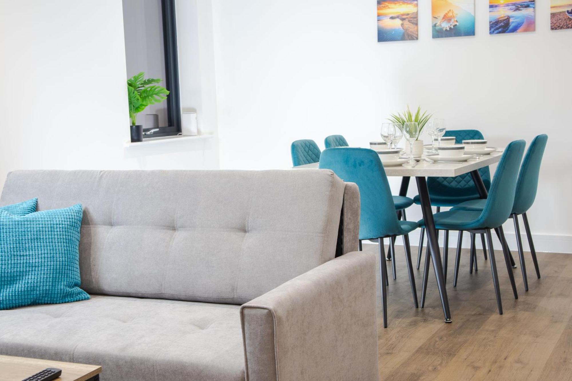 Central 2 Bed 2 Bath Apartment Near Brighton College, Beach, Hospital - Long Stay Offers Dış mekan fotoğraf